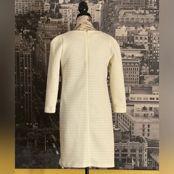 Cream long sleeve dress - Picture 3 of 3